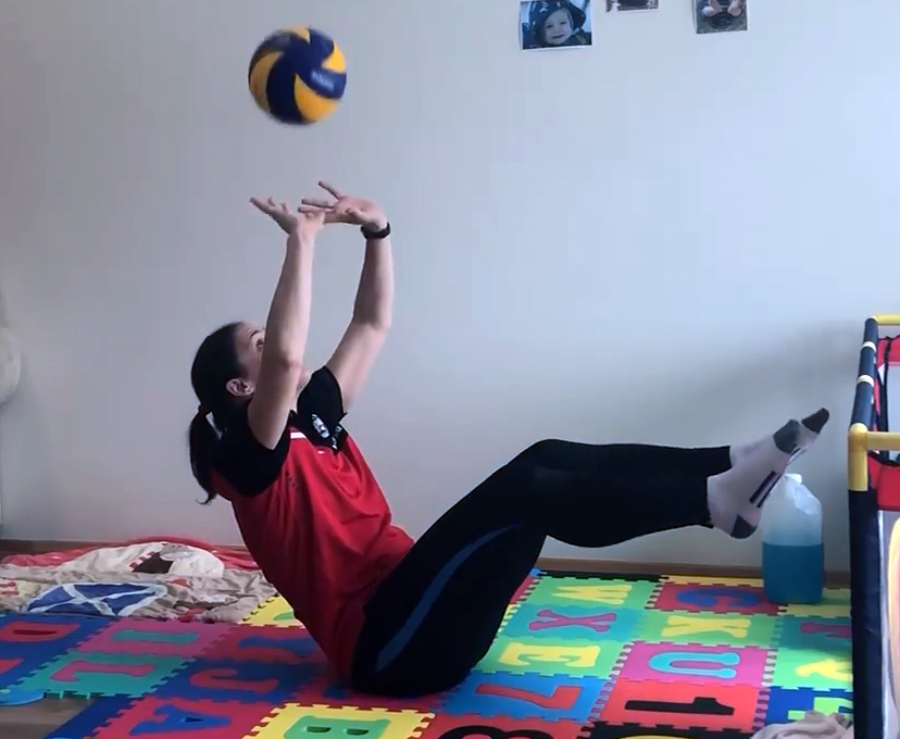 Entrenamiento de Voleibol en Casa: 12 Ejercicios Sin Red ni Pareja